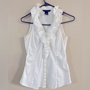 Cute White House Black Market sleeveless small white top